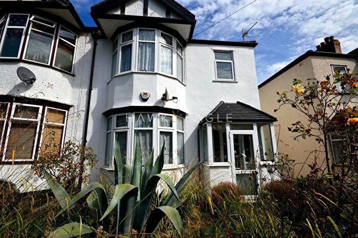 3 Bedroom Terraced House To Rent In Emmott Avenue, Ilford, Essex., IG6