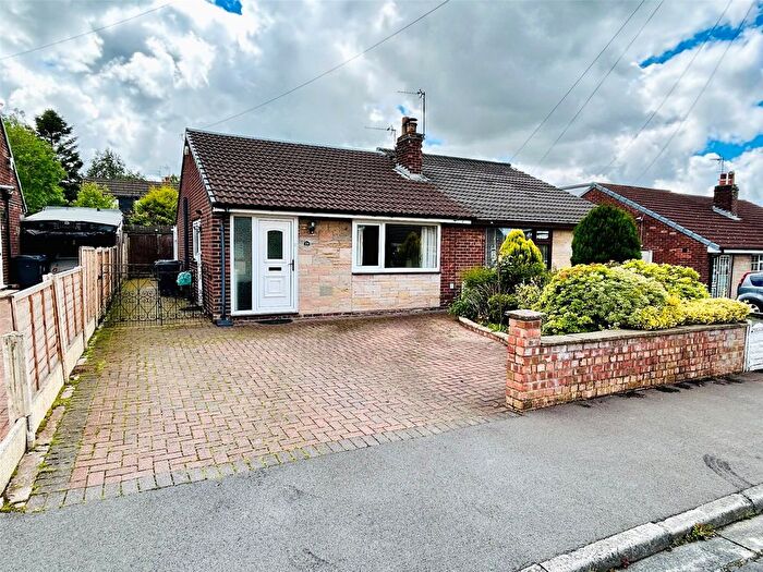 2 Bedroom Bungalow For Sale In Mintholme Avenue, Hoghton, Preston, Lancashire, PR5