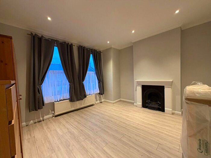 3 Bedroom House To Rent In Pelham Road, Wood Green, N22