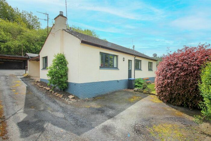3 Bedroom Detached Bungalow For Sale In Liddesdale Road, Hawick, TD9