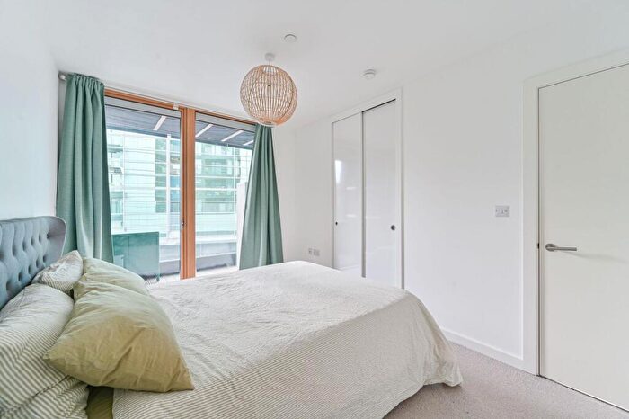 2 Bedroom Flat For Sale In Brouard Court, Bromley, Bromley, BR2
