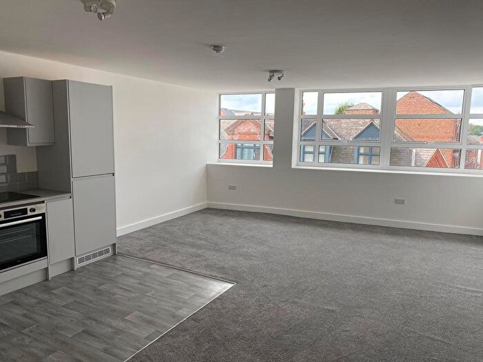 1 Bedroom Apartment To Rent In High Street, Nottingham, Nottinghamshire, NG10