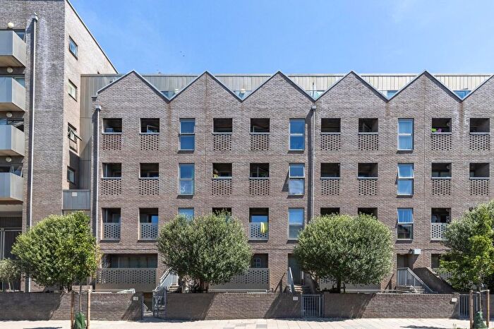 2 Bedroom Flat For Sale In Greenaway Apartments, Bedford Road, SW4