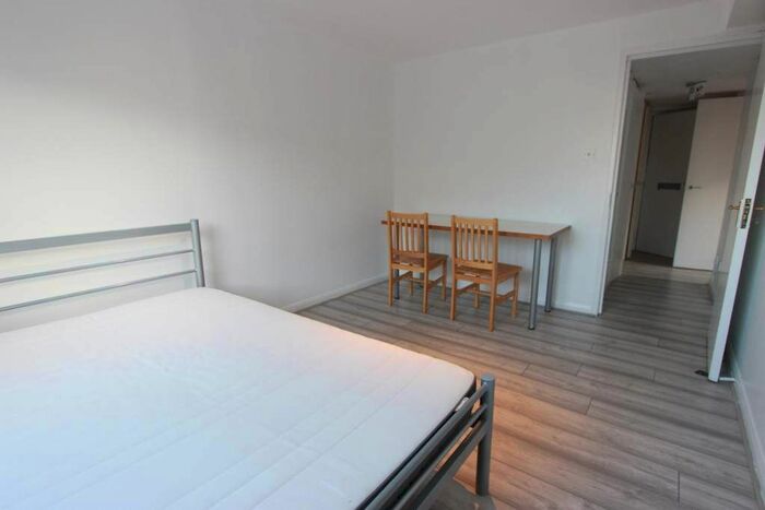 2 Bedroom Flat To Rent In Gresse Street, London, W1T