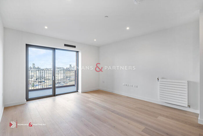 1 Bedroom Apartment To Rent In Mill Building, Riverscape, E16