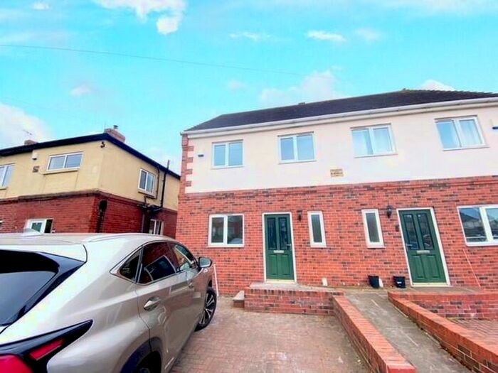 3 Bedroom House To Rent In Rotherham Road, Little Houghton, Barnsley, S72