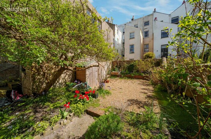 3 Bedroom Flat To Rent In Belgrave Place, Brighton, East Sussex, BN2