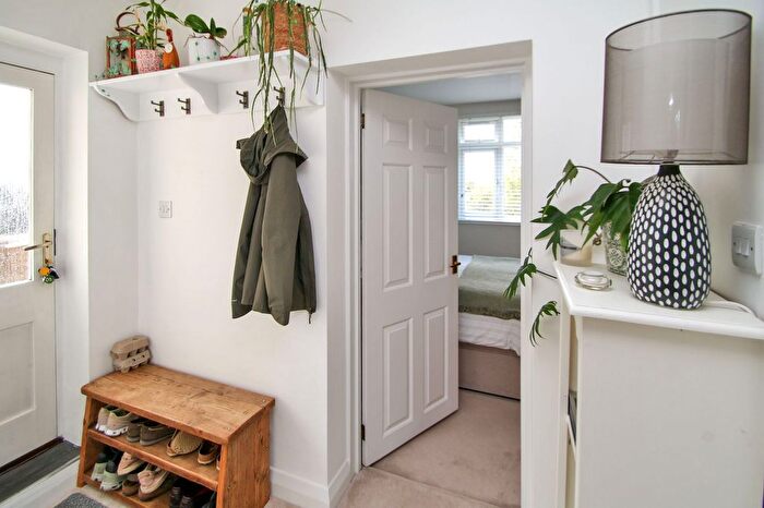 1 Bedroom Flat For Sale In Hilltop Drive, Highfields Hilltop Drive, TN31