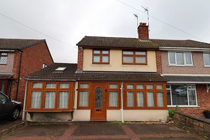 3 Bedroom Semi-Detached House For Sale In Gallagher Road, Bedworth, Warwickshire, CV12