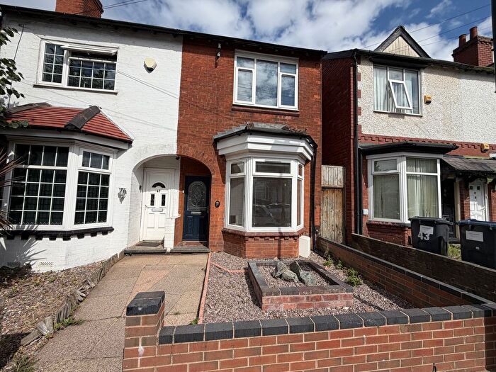 3 Bedroom Terraced House For Sale In Swindon Road, Birmingham, B17