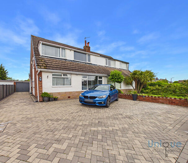 4 Bedroom Semi-Detached House For Sale In Sawley Avenue, Lytham St. Annes, FY8