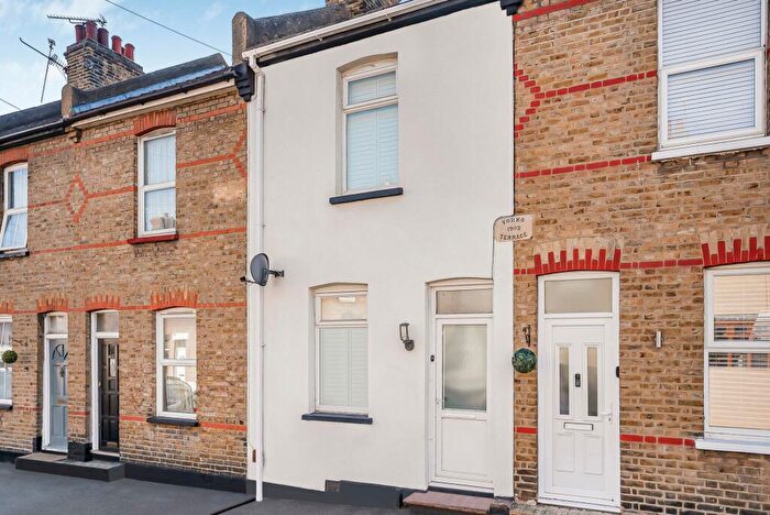 2 Bedroom Terraced House For Sale In Brighton Avenue, Southchurch Village, SS1