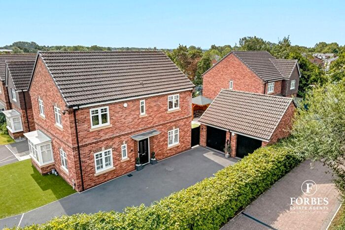 4 Bedroom Detached House For Sale In Lingard Close, Farington Moss, Leyland, PR26
