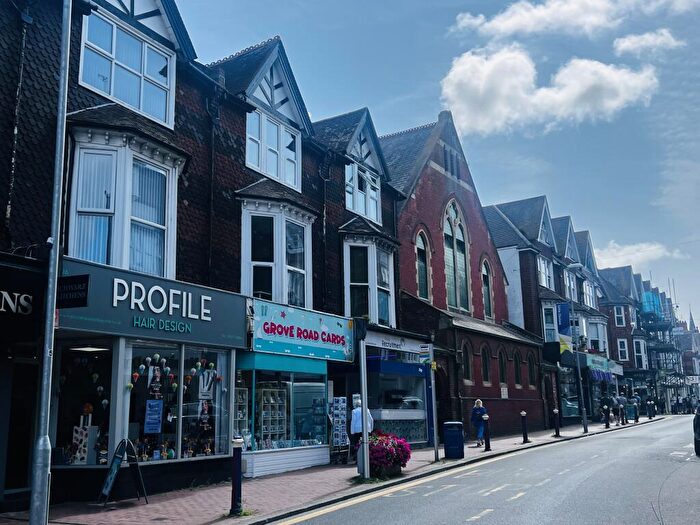 4 Bedroom Maisonette To Rent In Grove Road, Eastbourne, BN21