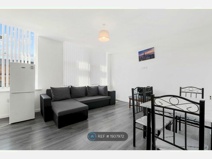 1 Bedroom Flat To Rent In Rawson Place, Bradford, BD1