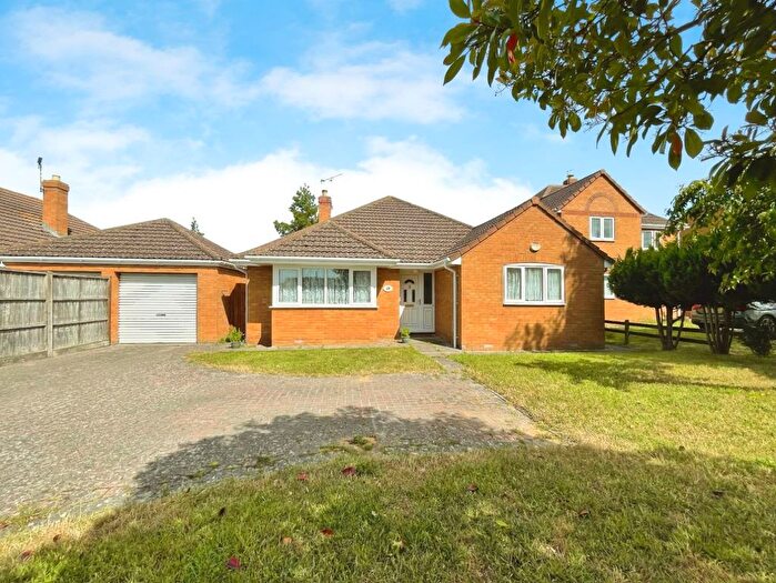 4 Bedroom Detached Bungalow For Sale In Wilton Road, Feltwell, IP26