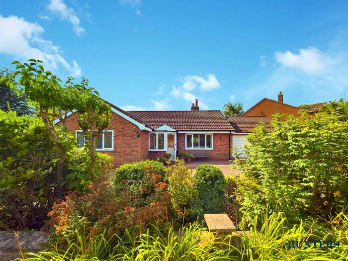 3 Bedroom Detached Bungalow For Sale In Melbourne, York, YO42