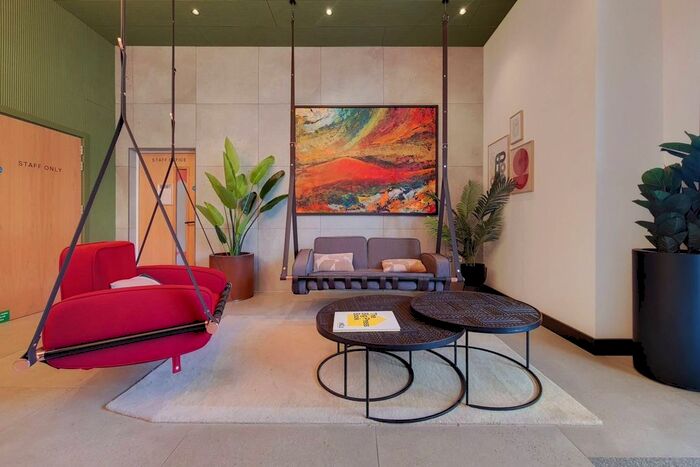 3 Bedroom Flat To Rent In Uncle Southall, Southall, London, UB2