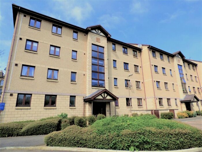 2 Bedroom Flat To Rent In St Clair Avenue, Easter Road, Edinburgh, EH6
