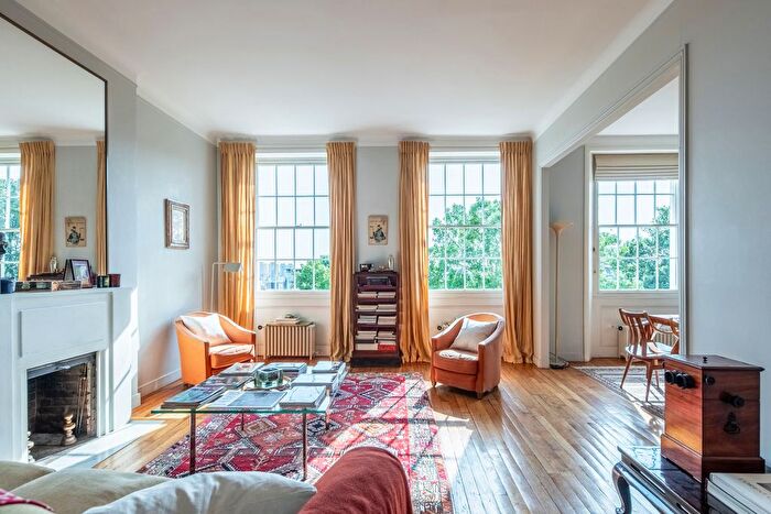 1 Bedroom Flat For Sale In Ladbroke Grove, Notting Hill, W11
