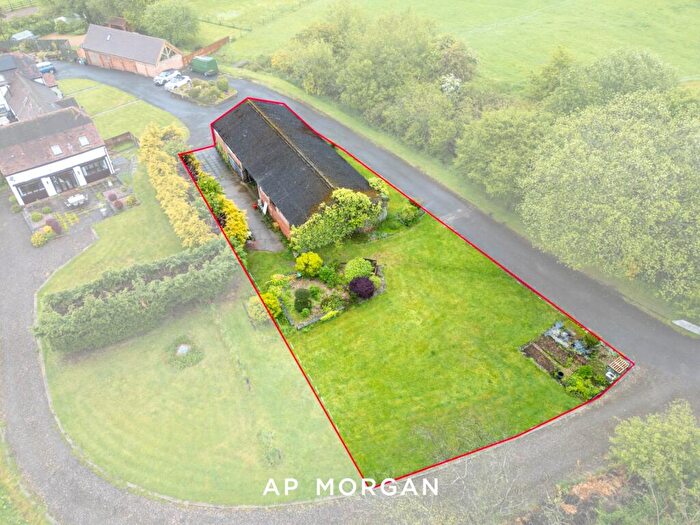 Barn Conversion For Sale In Green Lane, Callow Hill, Redditch, Worcestershire, B97
