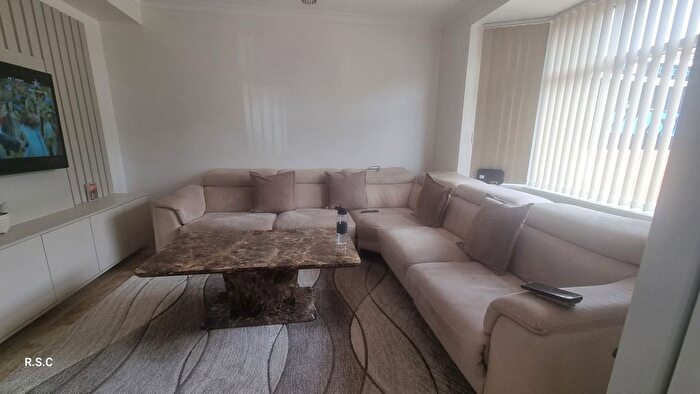 4 Bedroom End Terrace House To Rent In Berkeley Road, Uxbridge, UB10