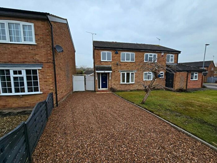 3 Bedroom Semi-Detached House To Rent In Gladstone Street, LE8