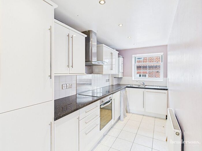 2 Bedroom Mews For Sale In Byland Road, Whitby, YO21