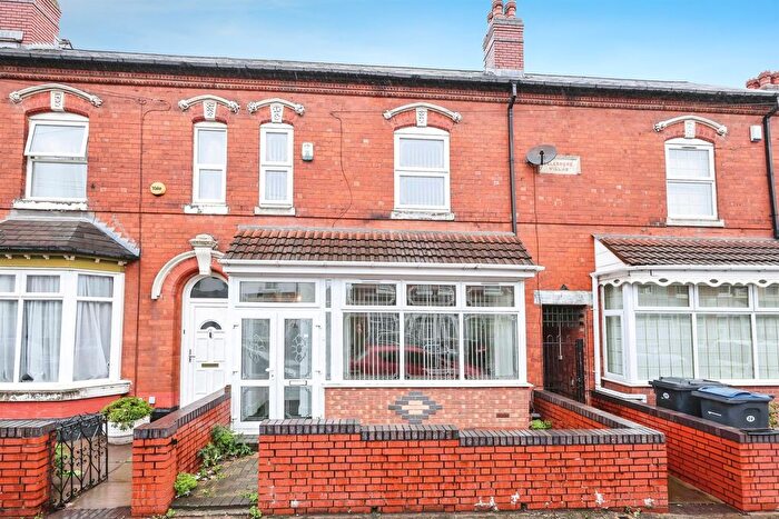 3 Bedroom Terraced House For Sale In Edmund Road, Birmingham, B8