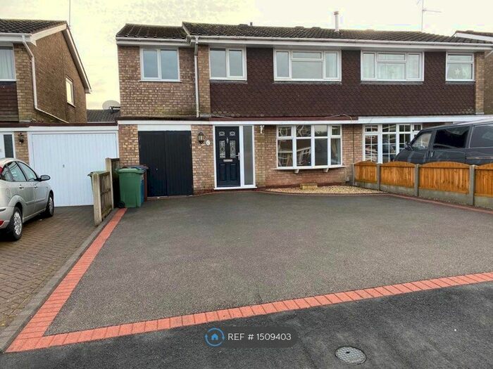 4 Bedroom Semi-Detached House To Rent In Otterburn Close, Stafford, ST17