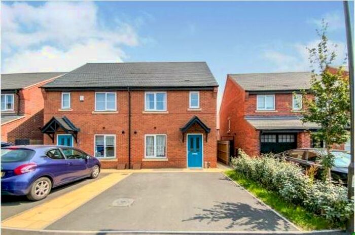 3 Bedroom Semi-Detached House To Rent In Stafford Drive, Littleover, DE23
