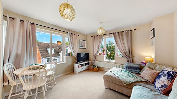 1 Bedroom Flat For Sale In Highbridge House, Wren Lane, HA4