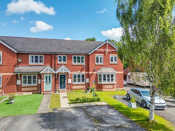 3 Bedroom Terraced House For Sale In Parklands Drive, Horbury, Wakefield, WF4