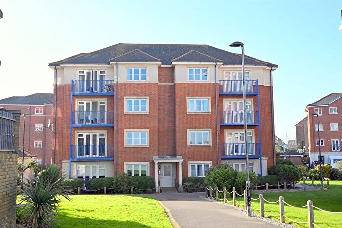 2 Bedroom Flat For Sale In Barbuda Quay, Sovereign Harbour South, Eastbourne, BN23