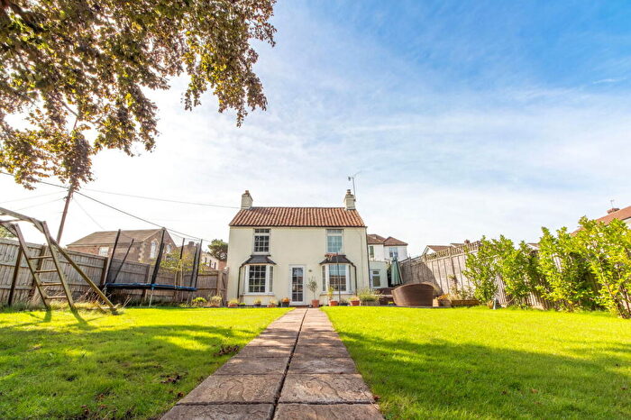 5 Bedroom Detached House For Sale In West Town Road, Backwell, BS48