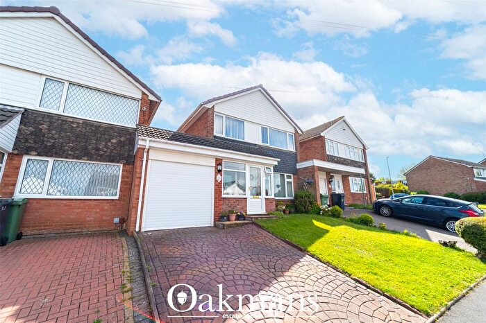 3 Bedroom Detached House For Sale In Woodbury Road, Halesowen, West Midlands, B62
