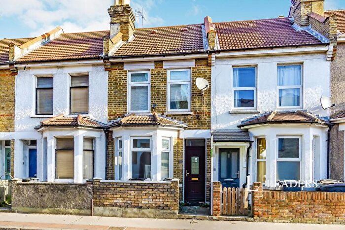 2 Bedroom Terraced House To Rent In Lower Coombe Street, CR0