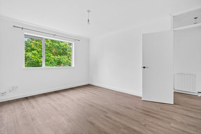 1 Bedroom Apartment To Rent In Aberdeen Park, London, N5