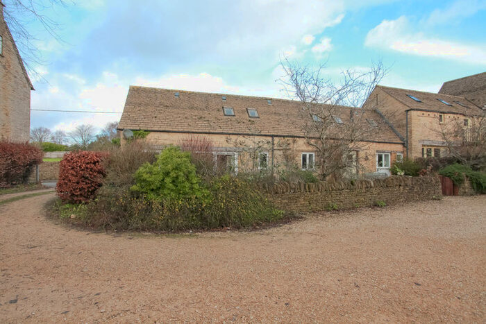 2 Bedroom Barn Conversion To Rent In Chapel Road, Chadlington, OX7