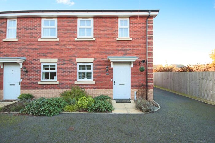 2 Bedroom Semi-Detached House For Sale In Bremridge Close, Barford, Warwick, CV35