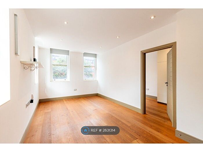 1 Bedroom Flat To Rent In Stile Hall Parade, London, W4