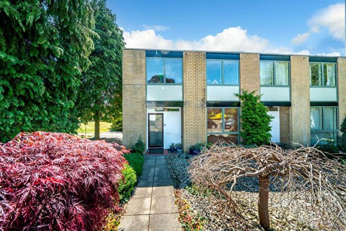 4 Bedroom End Of Terrace House For Sale In Mount Pleasant, St. Albans, AL3