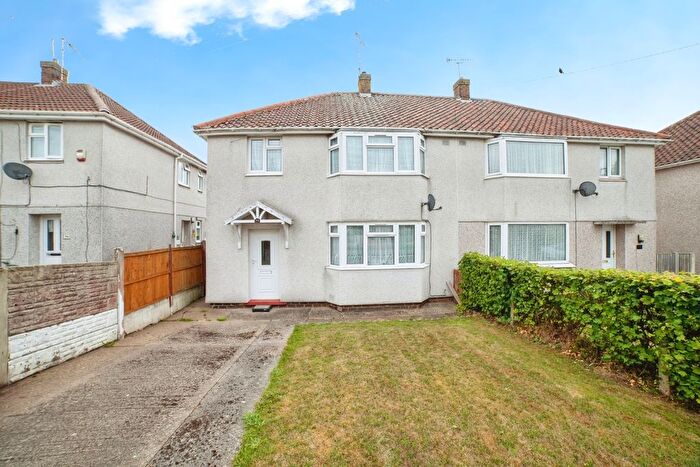 3 Bedroom Semi-detached House For Sale In Brandreth Avenue, Sutton-In-Ashfield, Nottinghamshire, NG17