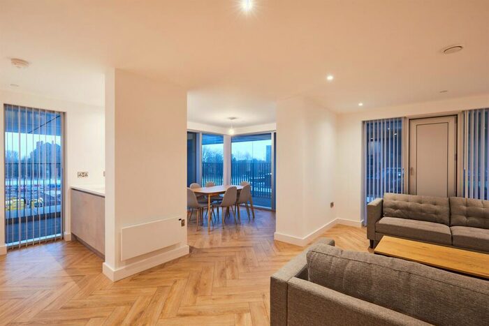 2 Bedroom Apartment To Rent In Victoria Residence, M15