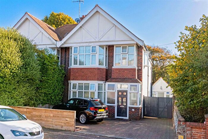 3 Bedroom Semi-Detached House For Sale In Rugby Road, Worthing, BN11