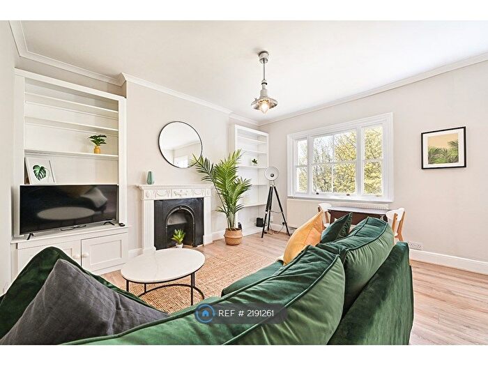 2 Bedroom Flat To Rent In Buckingham Road, Brighton, BN1