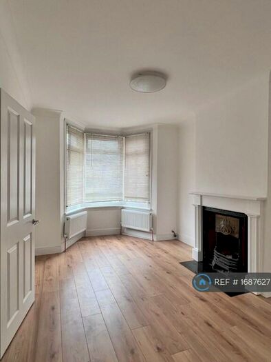 2 Bedroom Terraced House To Rent In Reventlow Road, London, SE9