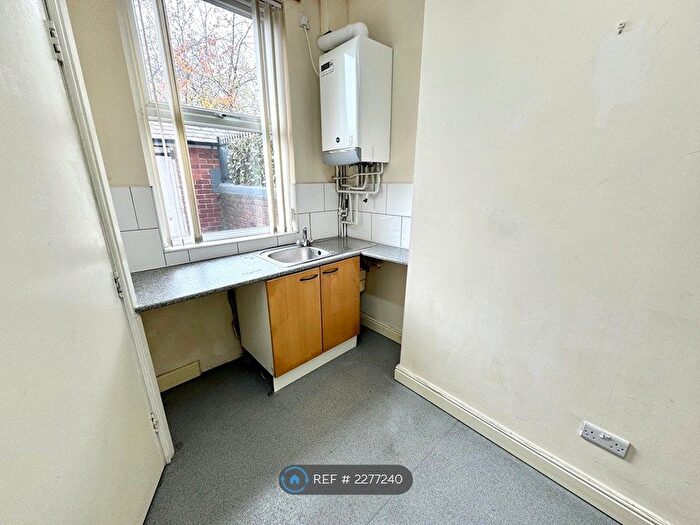 1 Bedroom Flat To Rent In Firth Park Road, Sheffield, S5