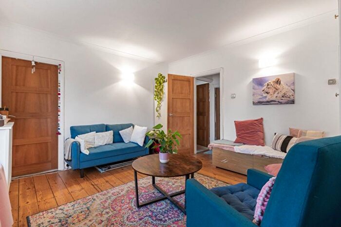 2 Bedroom Flat To Rent In Maberley Road, Crystal Palace, SE19