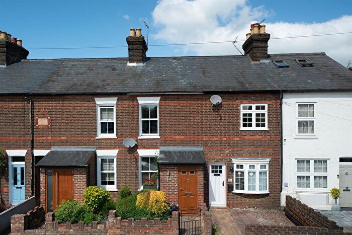2 Bedroom Property For Sale In Breakspeare Road, Abbots Langley, WD5